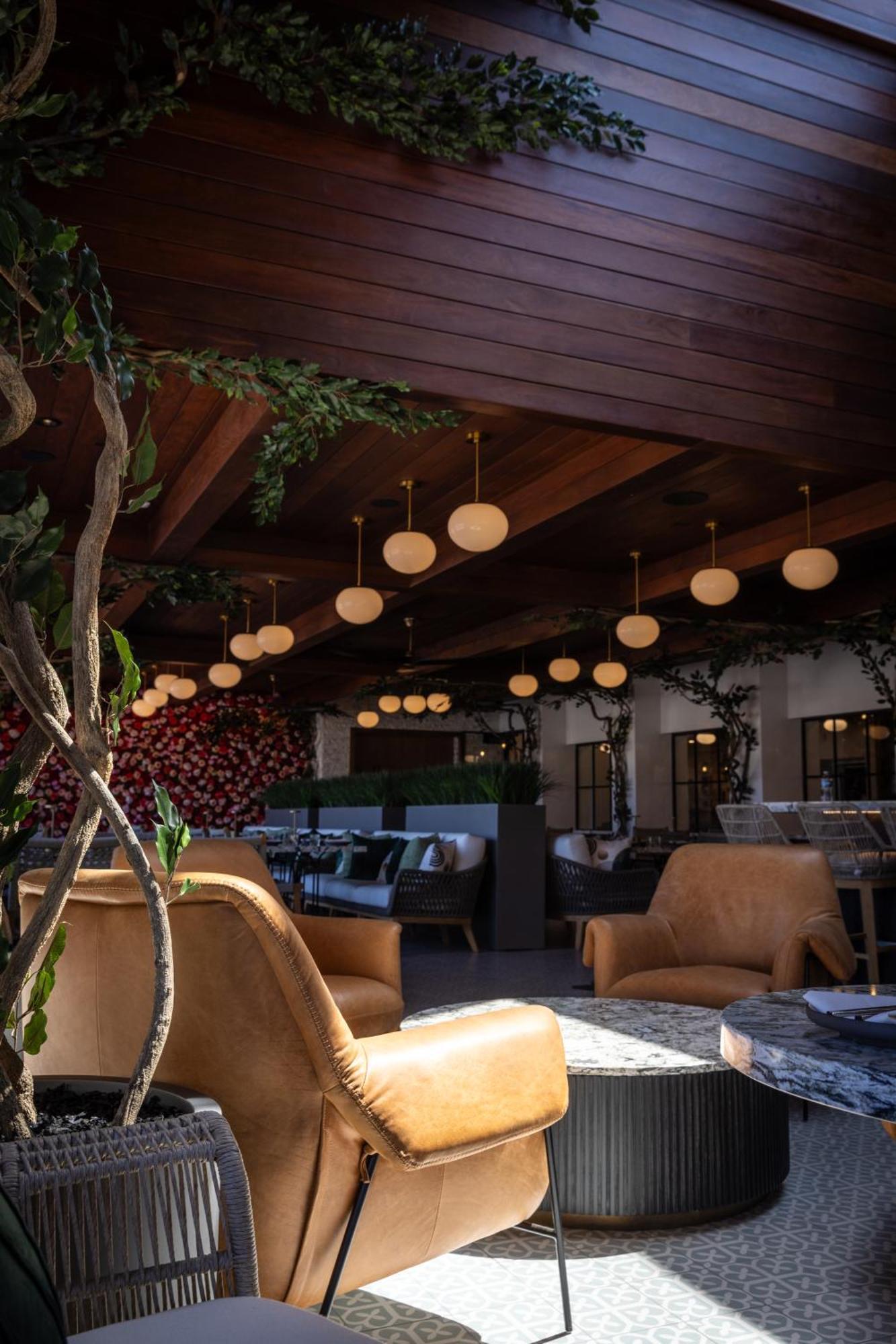 טאוזנד אוקס Palm Garden Hotel מראה חיצוני תמונה