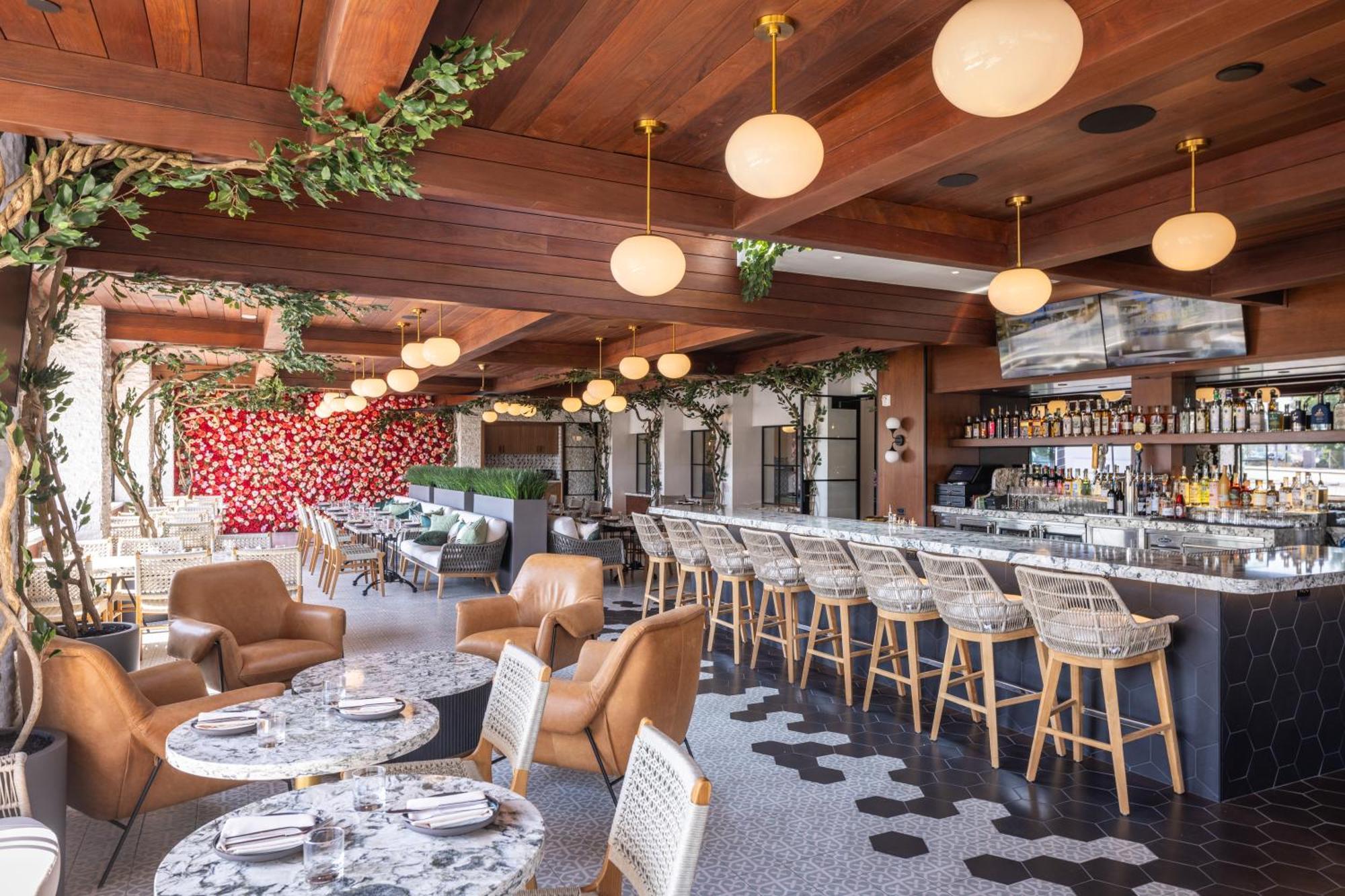 טאוזנד אוקס Palm Garden Hotel מראה חיצוני תמונה